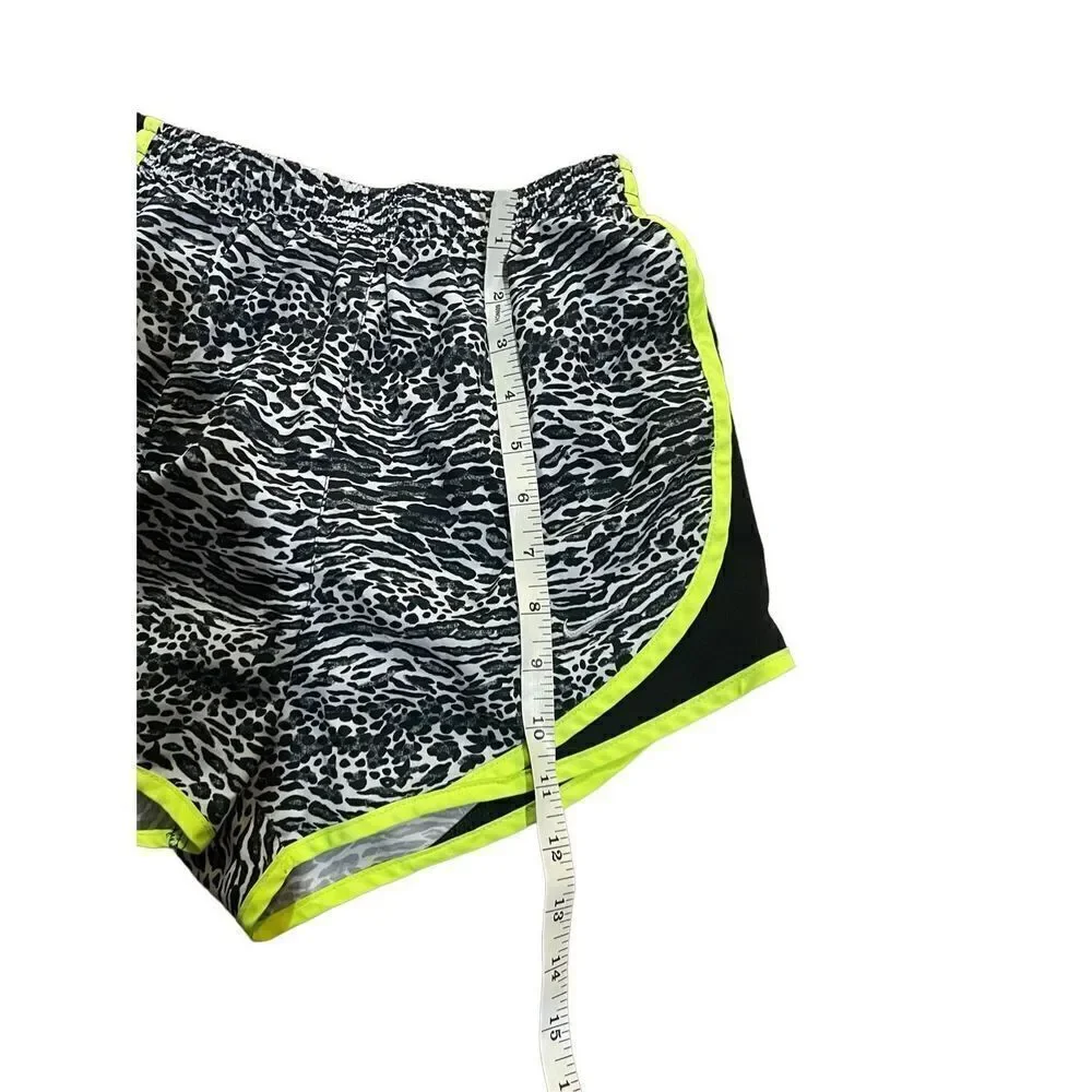 Nike Dri‎ fit Leopard animal print Running activewear Shorts sz XS